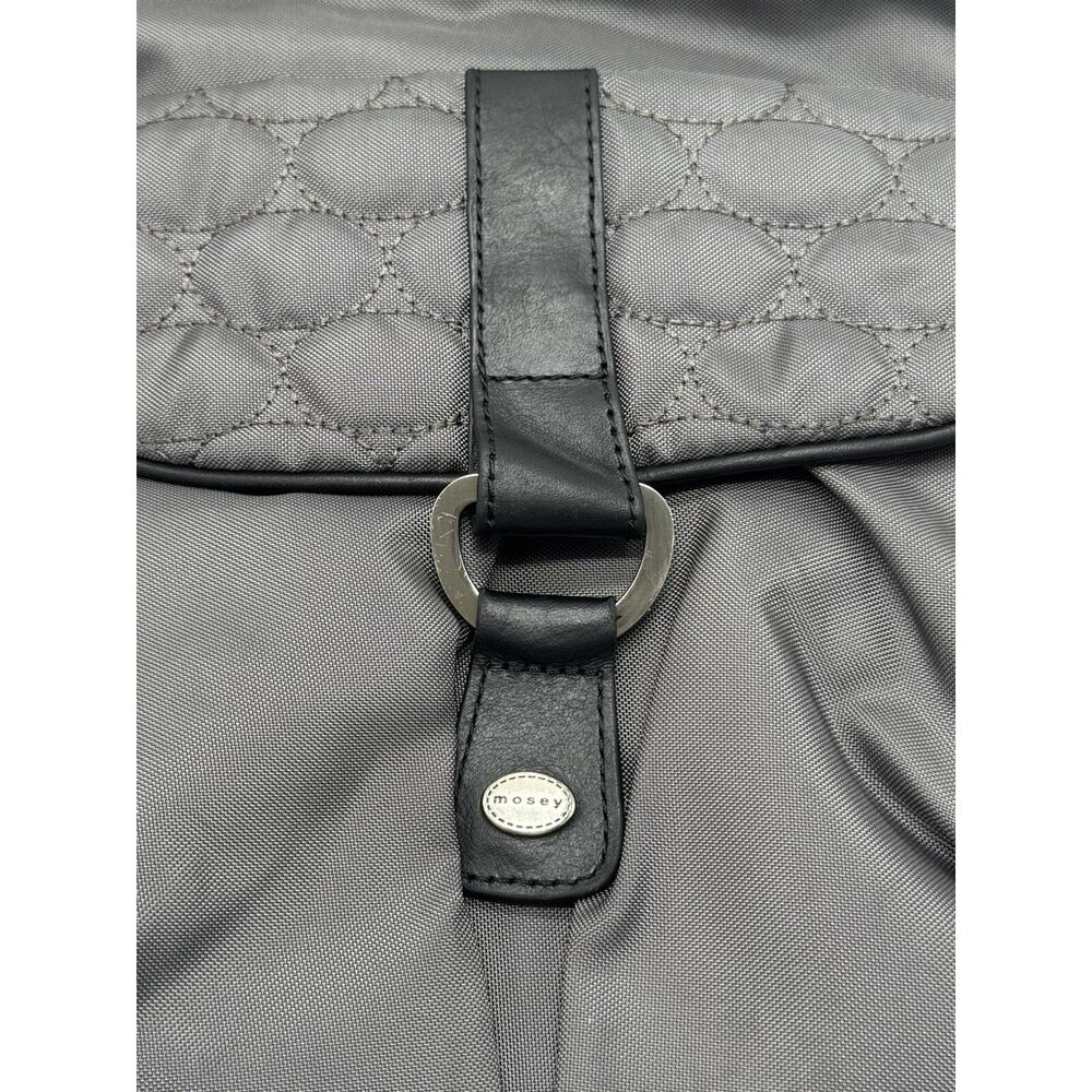 Mosey Life by Baggallini Caster Cross Body Purse Gray Lavender Lining Preowned - Picture 2 of 14